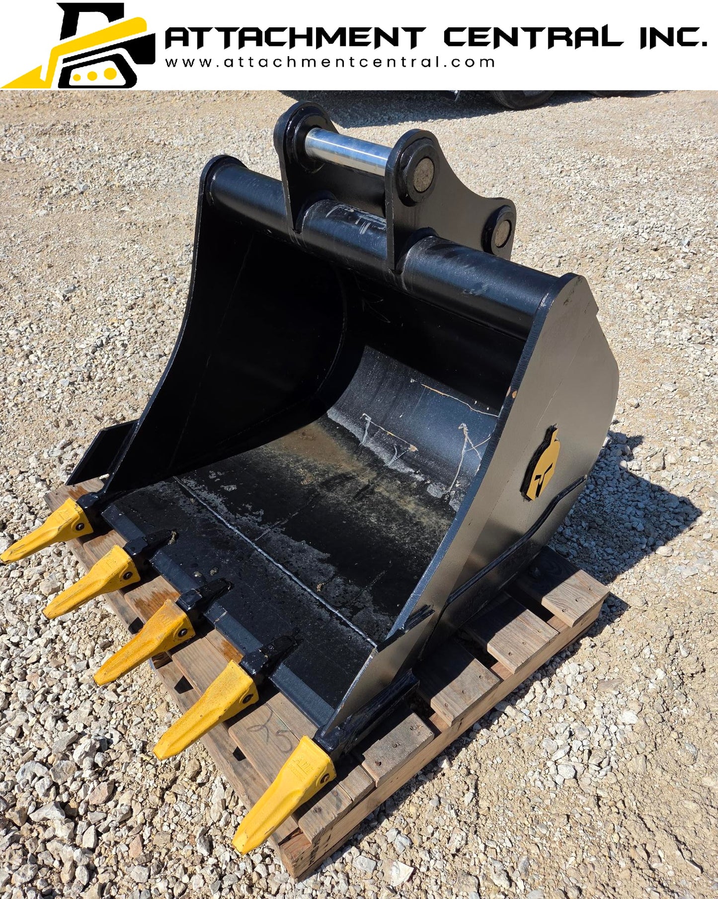 36" Excavator Bucket Attachment - 50mm Pins