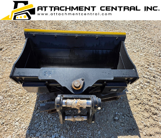 48" Excavator Swivel Bucket Attachment - 50mm Pins