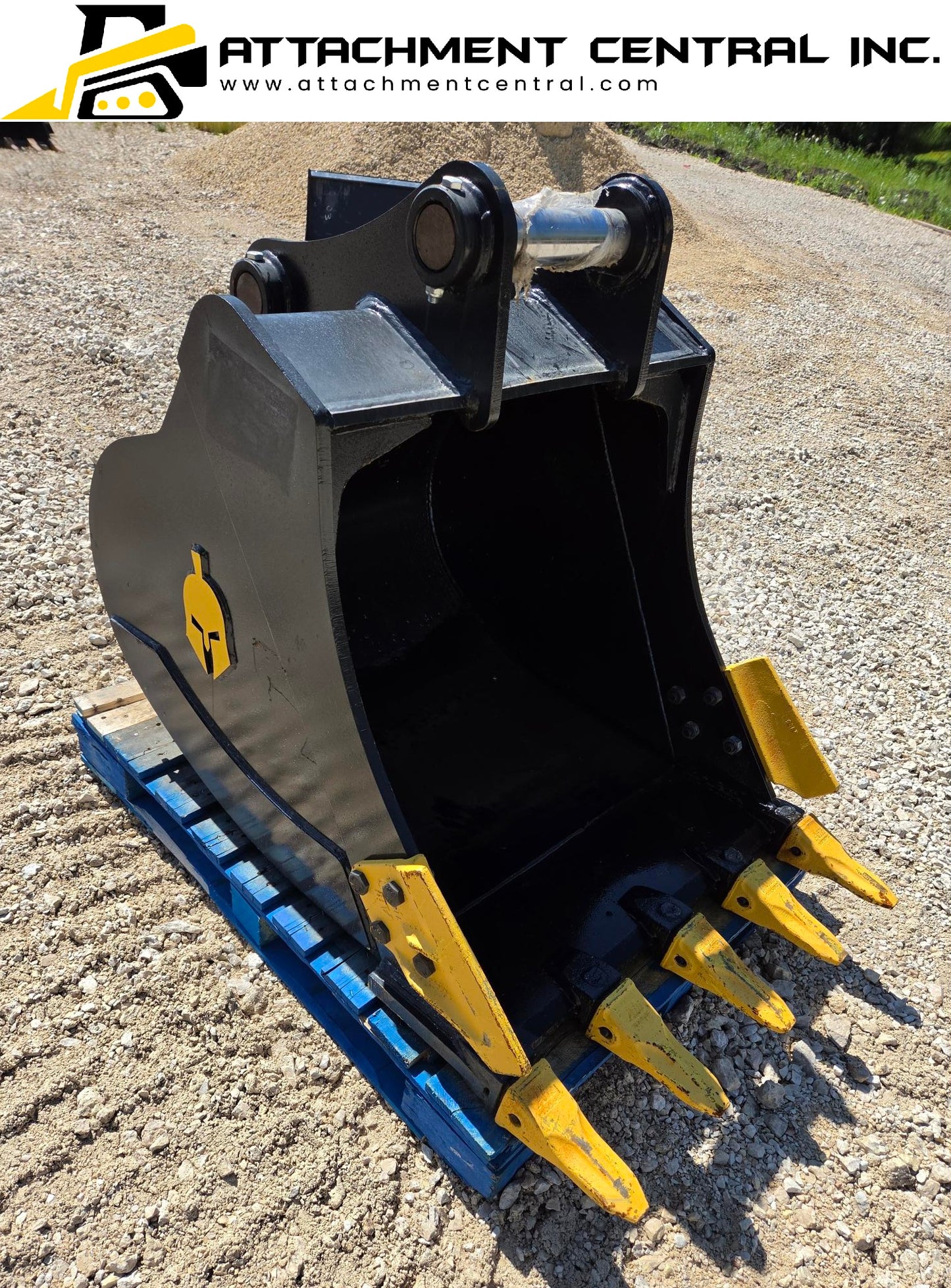 36" Excavator Bucket Attachment - 65mm Pins
