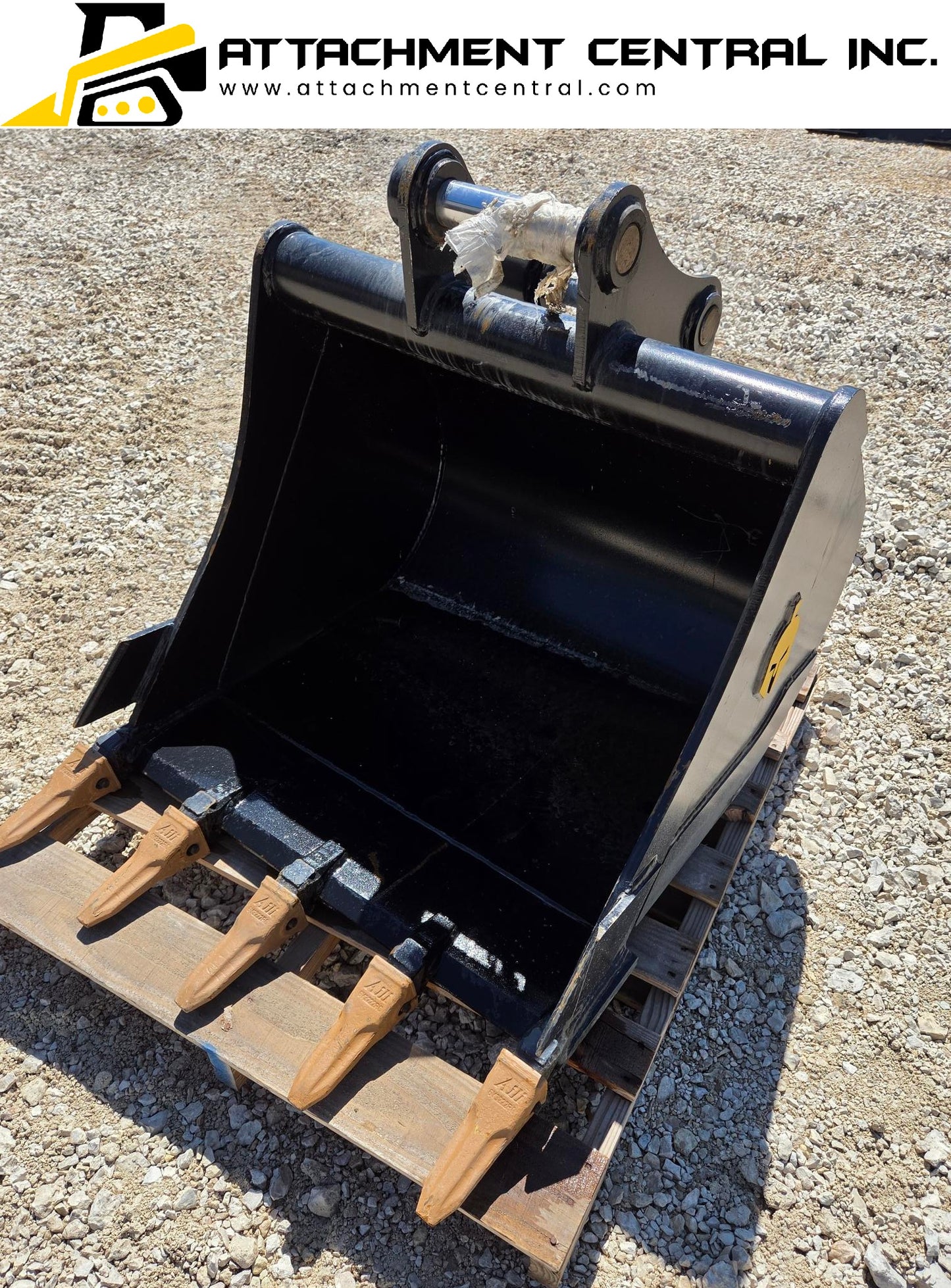 36" Excavator Bucket Attachment - 50mm Pins 