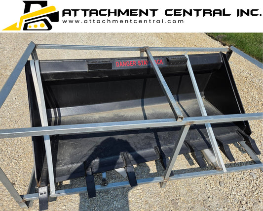 72" Skid Steer Tooth Bucket