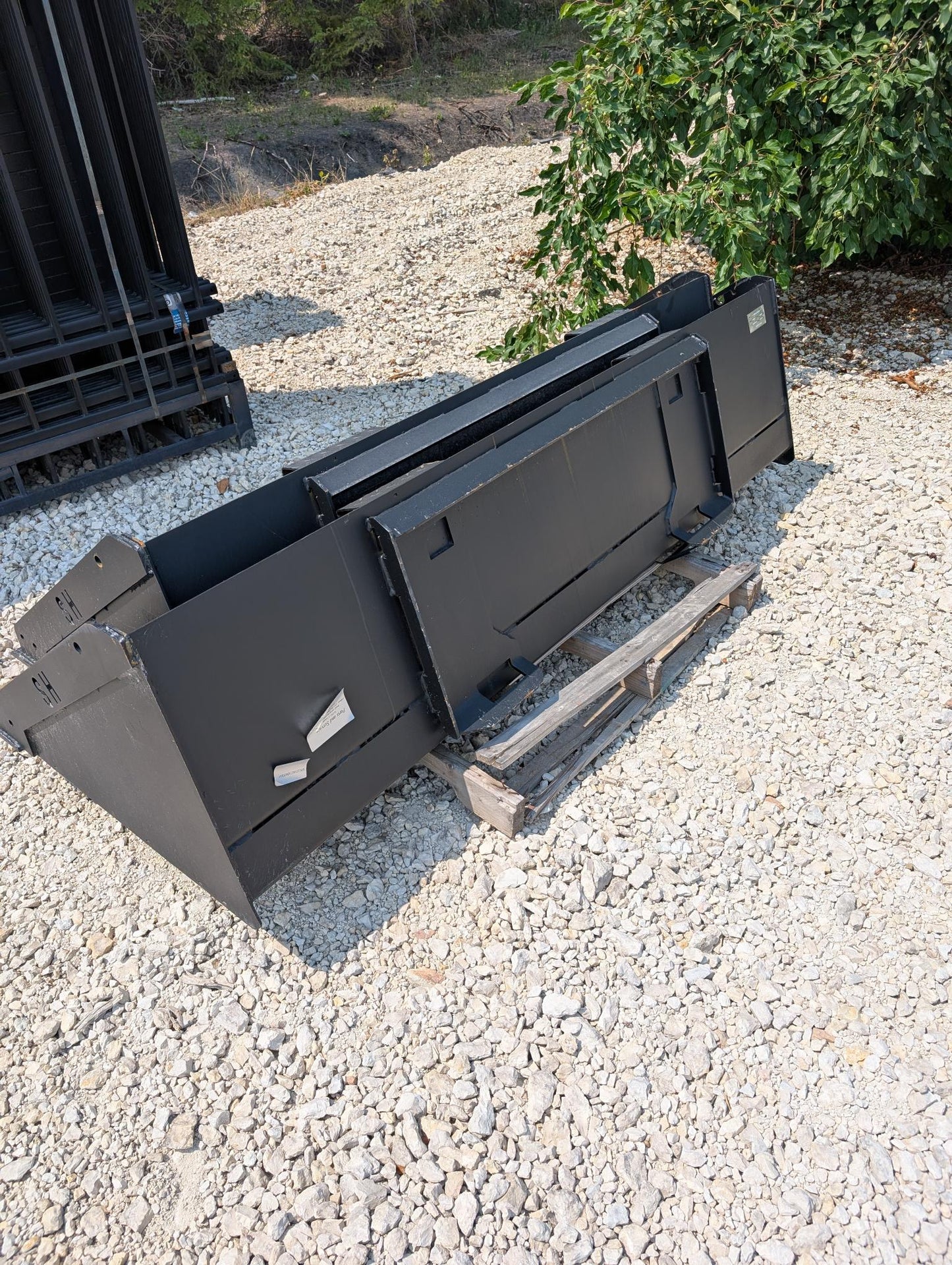 66" Skid Steer Bucket Attachment with Cutting Edge Blade