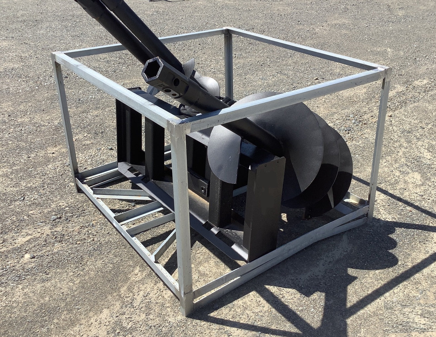Skid Steer Auger Attachment w/ 3 Bits - 9" , 12" and 18" - Suihe / Greatbear